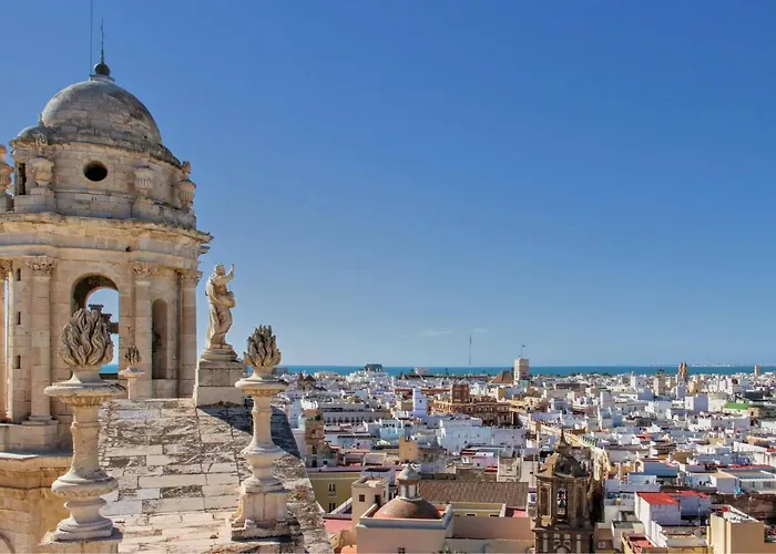 Nebro Estrella, En El Corazon De Cadiz